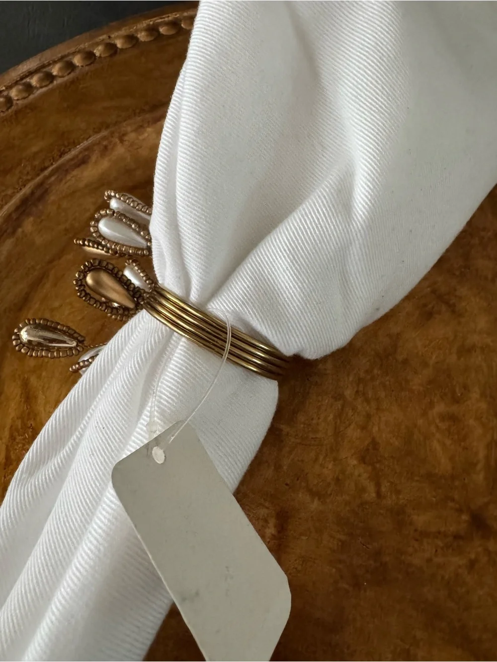 Pier 1 NWT Gold Beaded Floral Napkin Ring with White Beads - Home Dining.